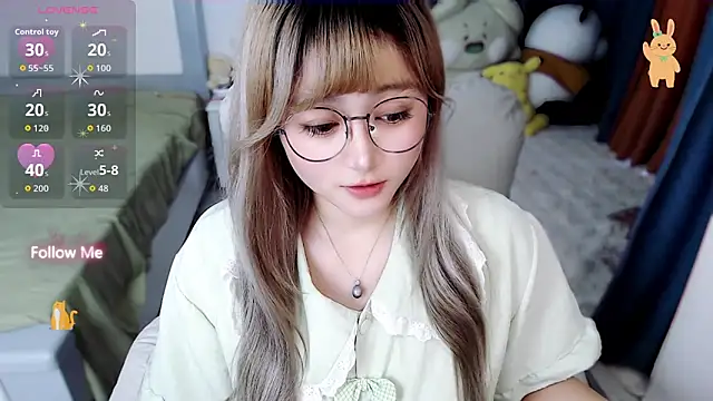 Snapshot of Sweet-18wanwan chatting on 10.01.25 Sweet-18wanwan online show from 10.01.25