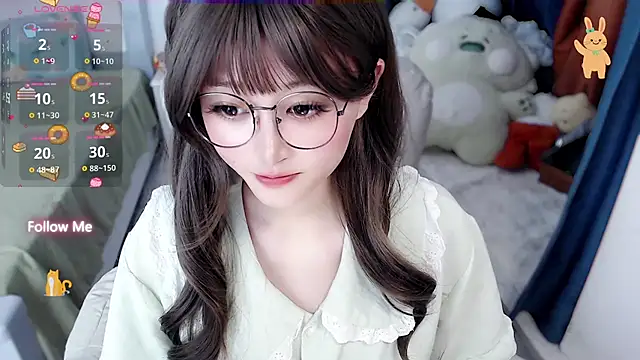 Snapshot of Sweet-18wanwan chatting on 05.20.26 Sweet-18wanwan online show from 05.20.26