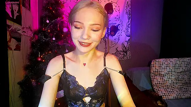 SandraBoyl online show from 12.17.24