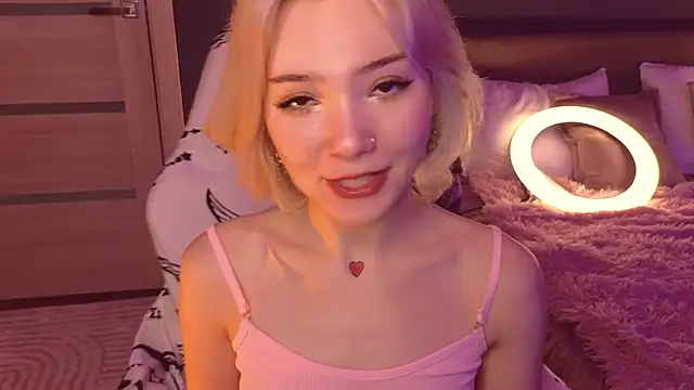 SandraBoyl online show from 02.04.25