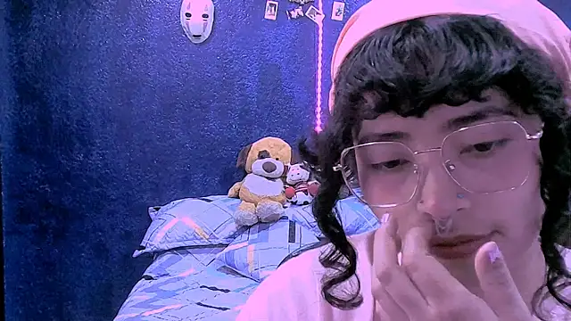 NinaYellow online show from 04.08.26