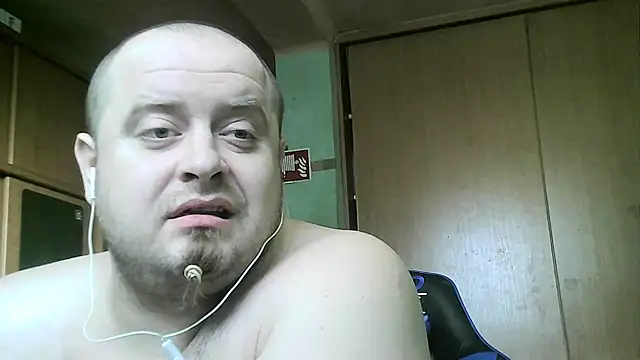 Snapshot of perversalus chatting on 02.09.25 perversalus online show from 02.09.25