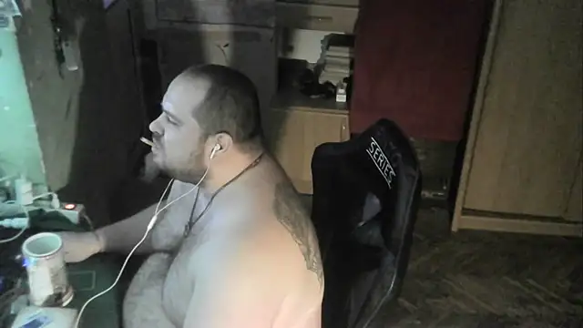 Snapshot of perversalus chatting on 03.01.25 perversalus online show from 03.01.25