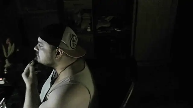 Snapshot of perversalus chatting on 03.08.25 perversalus online show from 03.08.25