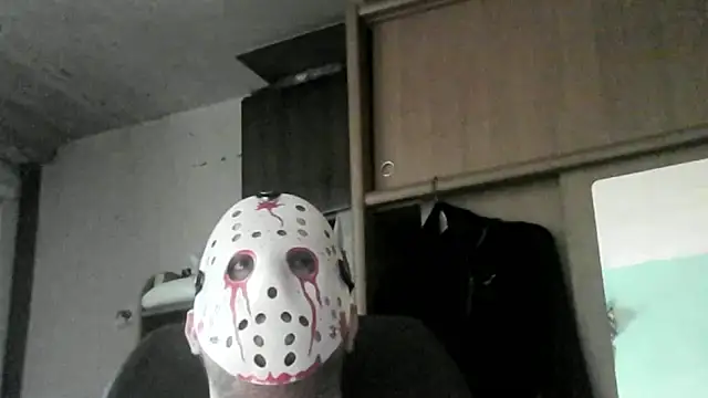 Snapshot of perversalus chatting on 10.25.25 perversalus online show from 10.25.25