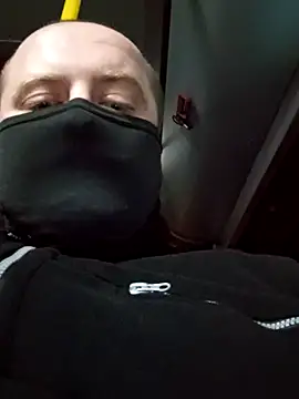 Snapshot of perversalus chatting on 10.30.25 perversalus online show from 10.30.25