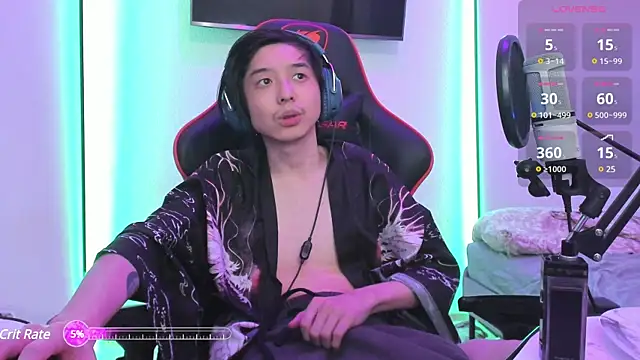 wexlee7 online show from 03.18.25