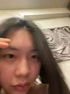 Snapshot of MEOW_MEO chatting on 03.12.25 MEOW MEO online show from 03.12.25