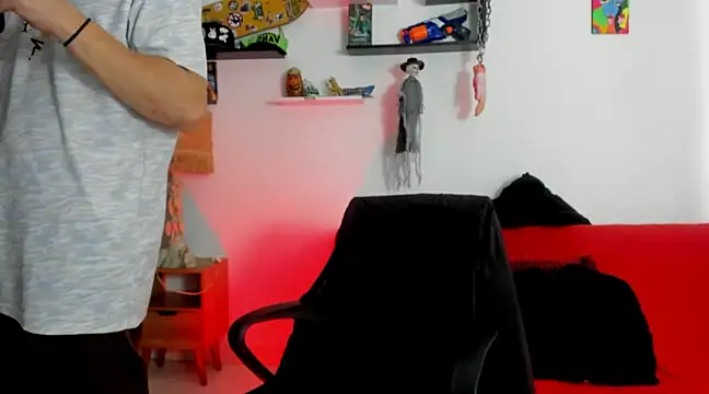 Tom Krakow online show from 12.05.24