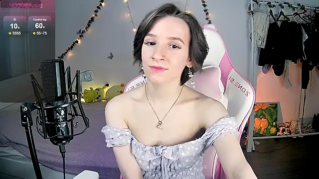 Violet Veliya online show from 01.24.25