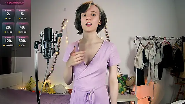 Violet Veliya online show from 03.19.25