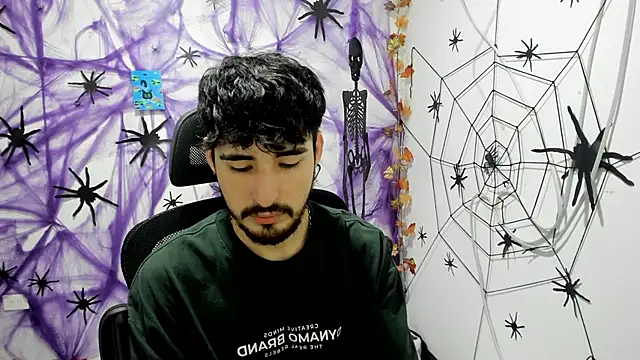 DmitriSanders online show from 12.18.25