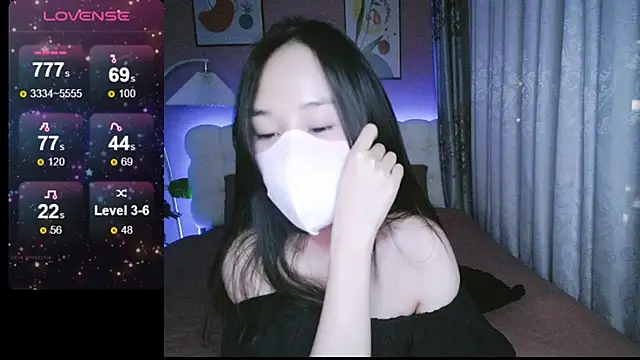 Snapshot of _Viviann_ chatting on 01.01.25 Viviann online show from 01.01.25