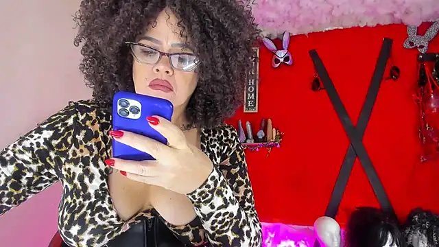 Snapshot of jena_derboo chatting on 06.17.26 jena derboo online show from 06.17.26