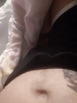 Snapshot of dredre1069 chatting on 12.15.25 dredre1069 online show from 12.15.25