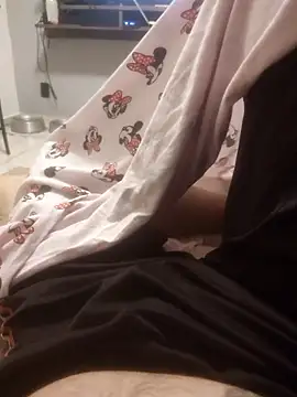 Snapshot of dredre1069 chatting on 01.19.26 dredre1069 online show from 01.19.26