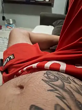 Snapshot of dredre1069 chatting on 04.04.26 dredre1069 online show from 04.04.26