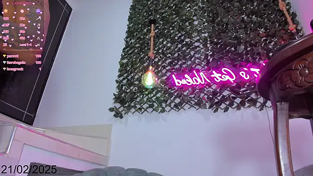 Brianna Stars online show from 02.22.25