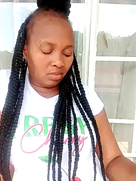 Bootycurvy2 online show from 10.05.25