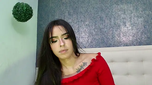 Cloeandtyfanny online show from 04.01.26