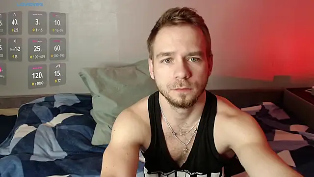 Snapshot of LeoPaulini chatting on 02.20.25 LeoPaulini online show from 02.20.25