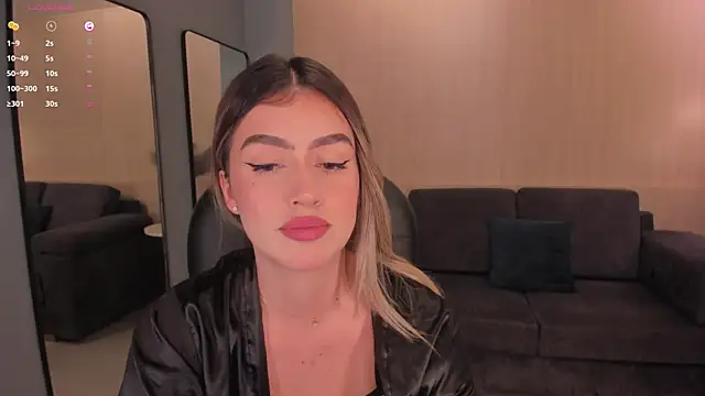 Snapshot of PaulinaSantos_ chatting on 03.09.25 PaulinaSantos  online show from 03.09.25