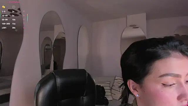 Snapshot of PaulinaSantos_ chatting on 09.13.25 PaulinaSantos  online show from 09.13.25