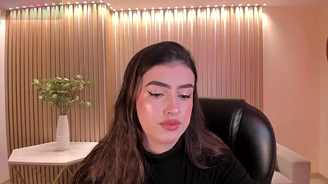 PaulinaSantos  online show from 07.19.26