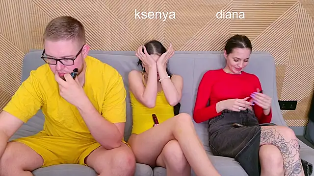 Snapshot of Ksenny chatting on 05.19.26 Ksenny online show from 05.19.26