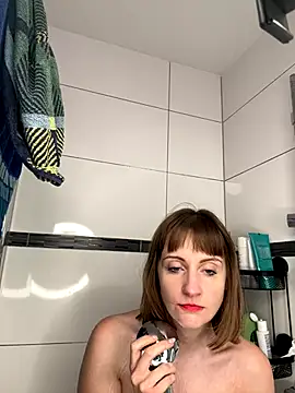 victoirenextdoor online show from 12.09.24