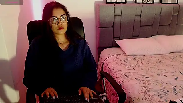 Snapshot of xia_foxxy chatting on 01.26.25 xia foxxy online show from 01.26.25