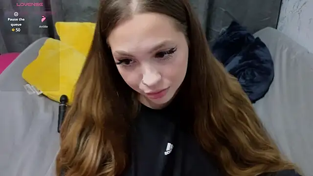 Snapshot of Nicole_Vvinson chatting on 01.06.25 Nicole Vvinson online show from 01.06.25