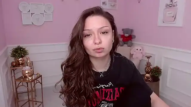 LucySkilar online show from 03.05.26