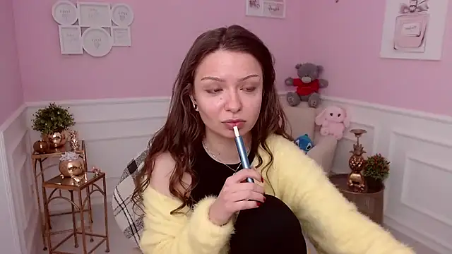 LucySkilar online show from 03.06.26