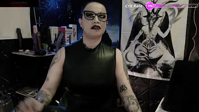 Evil Queen 666 online show from 06.05.26
