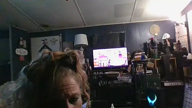 stormynight1 online show from 10.12.25