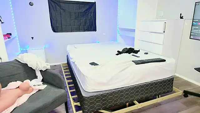 THICKwithDICKK online show from 02.23.25