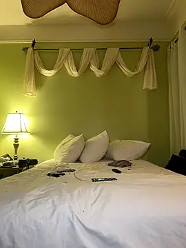 THICKwithDICKK online show from 10.22.25