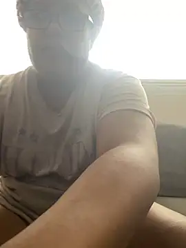 Snapshot of ebonyred chatting on 01.06.25 ebonyred online show from 01.06.25