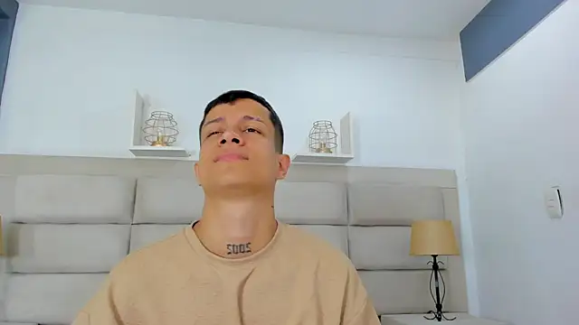 AgarEvans online show from 12.03.25