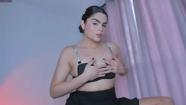 cheryl blossom69 online show from 12.03.25