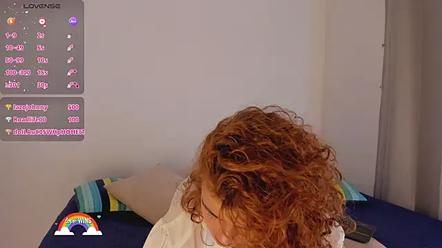 Snapshot of Emmysux chatting on 03.08.25 Emmysux online show from 03.08.25