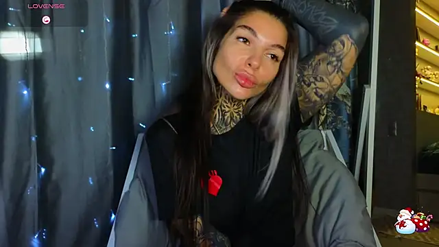 tattooedBabyy online show from 01.13.26