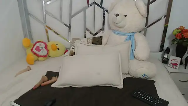 celestesouzalatin online show from 07.26.26