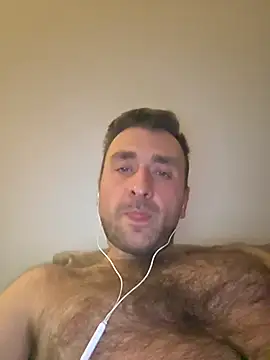 Snapshot of TIGERRR86 chatting on 04.17.26 TIGERRR86 online show from 04.17.26