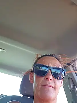 Snapshot of Dixiefaye_Pika chatting on 03.19.25 Dixiefaye Pika online show from 03.19.25