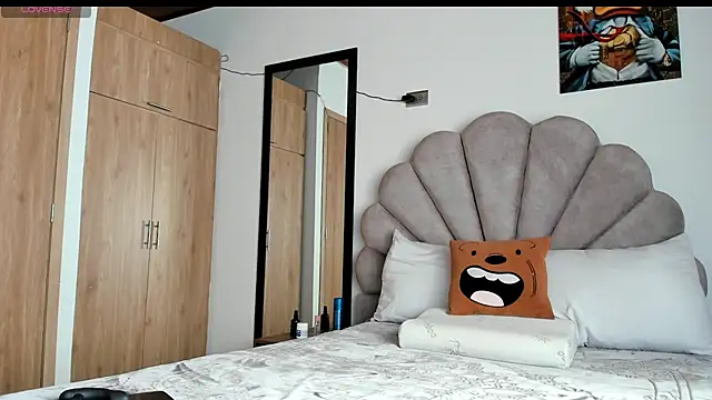 manucute 23  online show from 03.05.26