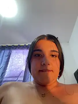 Snapshot of Magic-Smilee chatting on 01.27.25 Magic-Smilee online show from 01.27.25