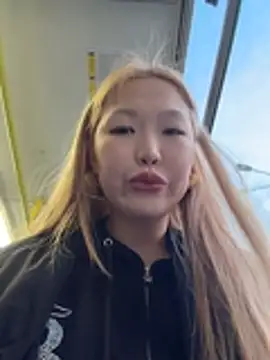 Aiko Yumi online show from 04.14.26