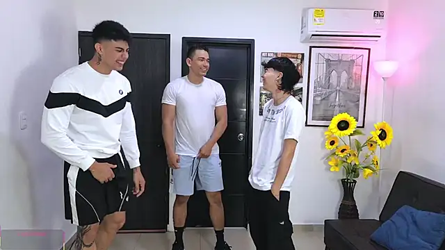 badguyss bisex online show from 04.19.26